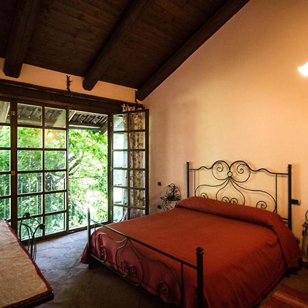 B&B Castello Di Moncrivello Екстериор снимка