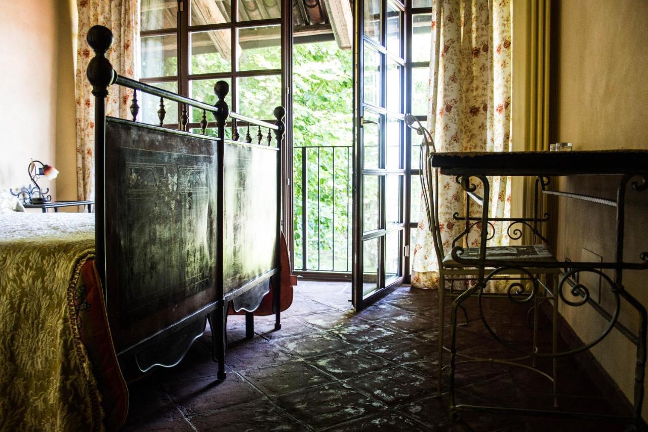 B&B Castello Di Moncrivello Екстериор снимка