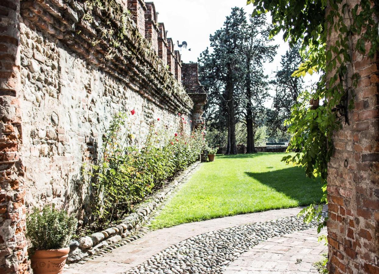 B&B Castello Di Moncrivello Екстериор снимка